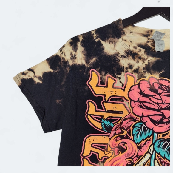 Graphic T-shirt Savage Skeleton Rose Tie-Dye Short Sleeve Size Small - Picture 5 of 6